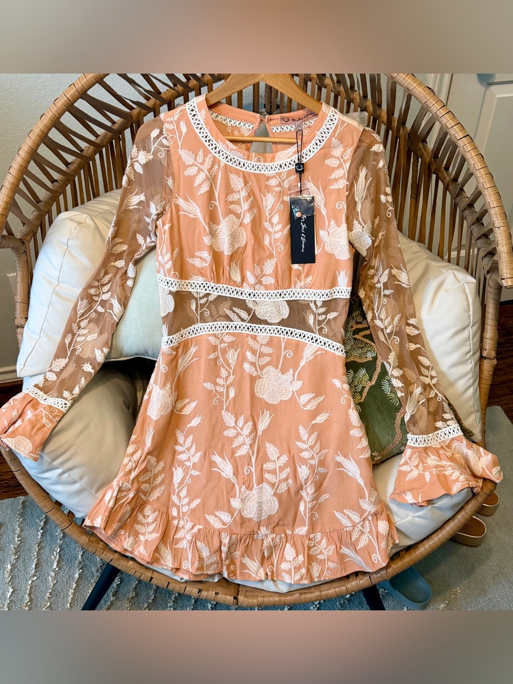 For Love & Lemons Mia Dress Peach Embroidered Bell Sleeve Mini NWT Medium - Picture 2 of 16